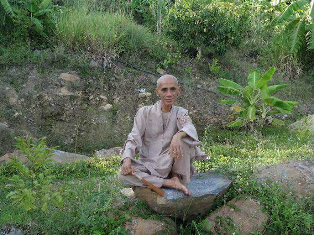 Thiên Lý Độc Hành - Alone on a Lengthy Journey/ Tuệ Sỹ
