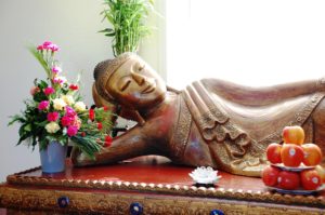 Thưởng thức nhạc Phật khắp thế giới