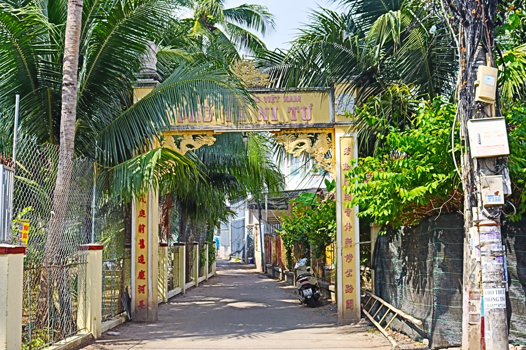 Đường về Phổ Tế Ni Tự