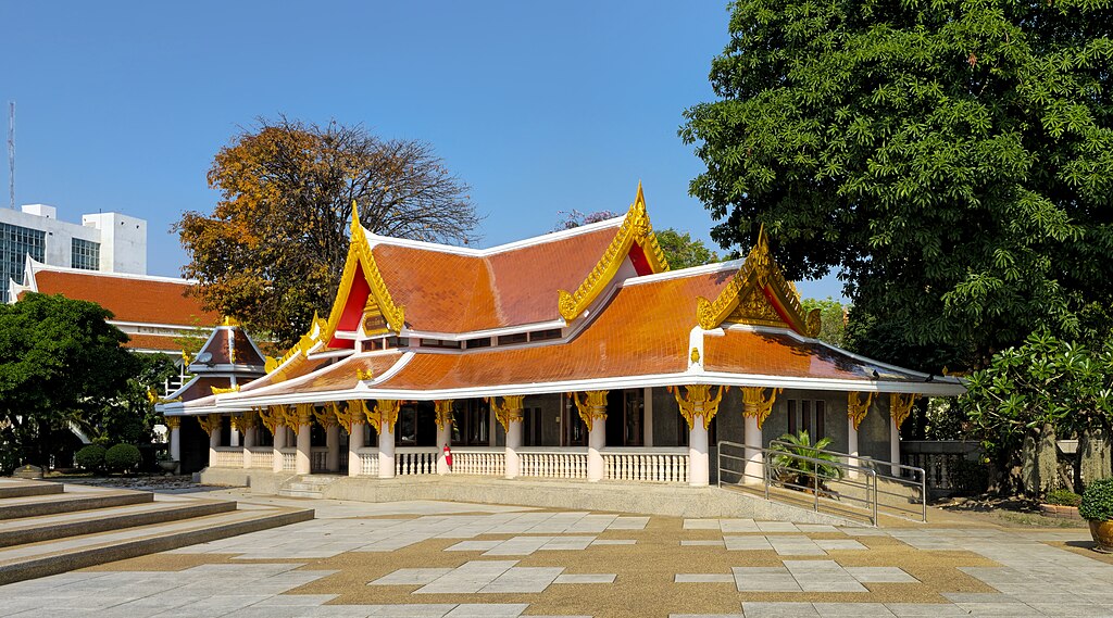 Vì sao Phật Giáo suy giảm?