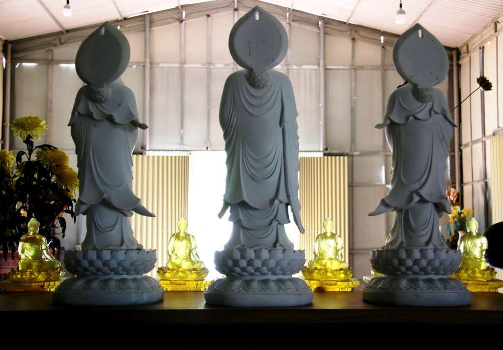 Kim Quang Minh Tự: Ngôi chùa còn non trẻ trên vùng rừng rú núi đồi/ Vĩnh Hữu