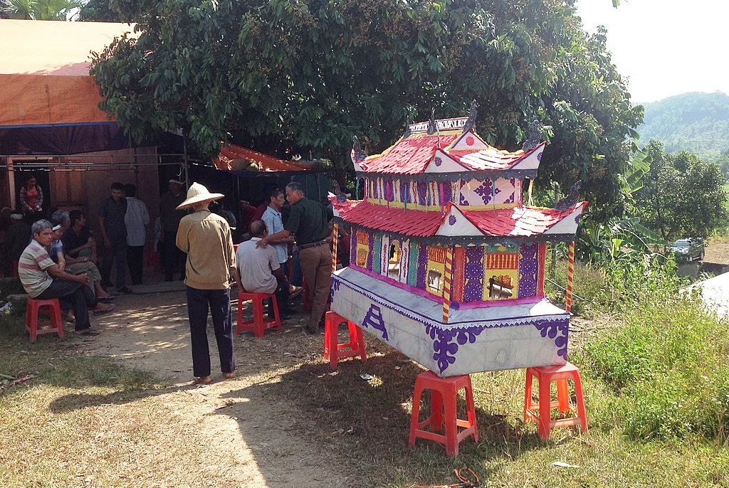 Chết trong an bình: Nên đơn giản hóa tang lễ