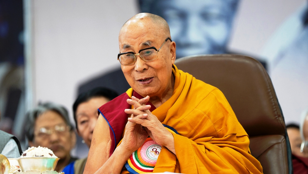 Bài hát cầu nguyện mừng sinh nhật Đức Đạt Lai Lạt Ma/ Tenzin Choegyal